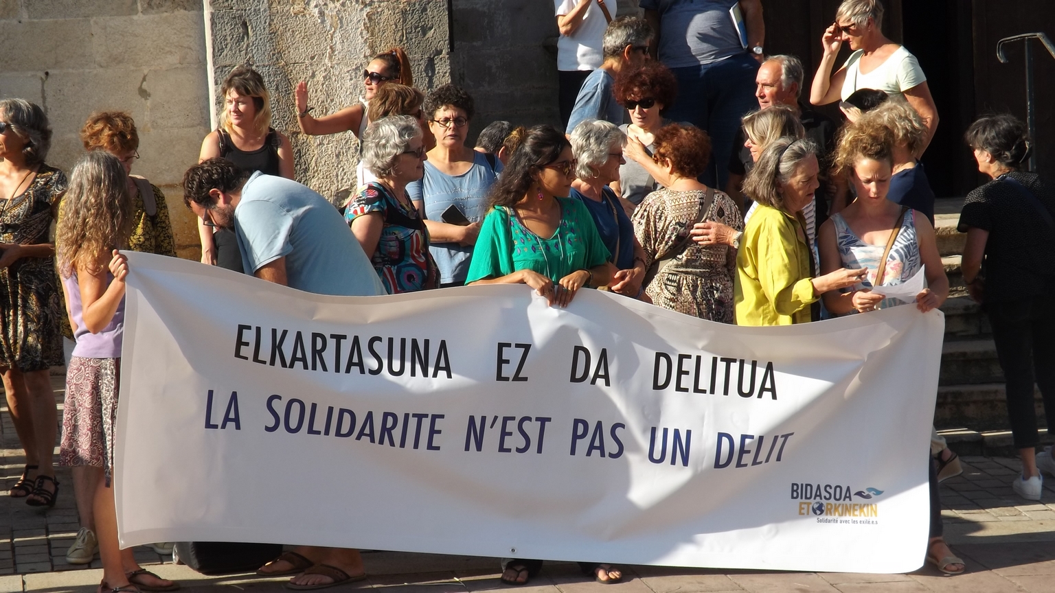 <br />
<b>Notice</b>:  Undefined variable: titre in <b>/var/www/vhosts/bidasoa-etorkinekin.org/httpdocs/views/urrugne.view.php</b> on line <b>28</b><br />
